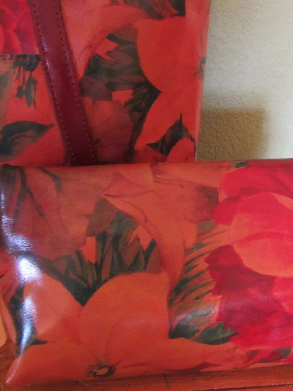Patricia Nash Large Leather Benvenuto Tote Multi Color Floral Valerie Clutch Set